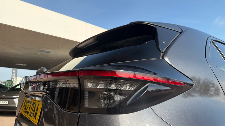 Toyota Yaris Cross 1.5 Hybrid Design 5dr CVT Hybrid Estate